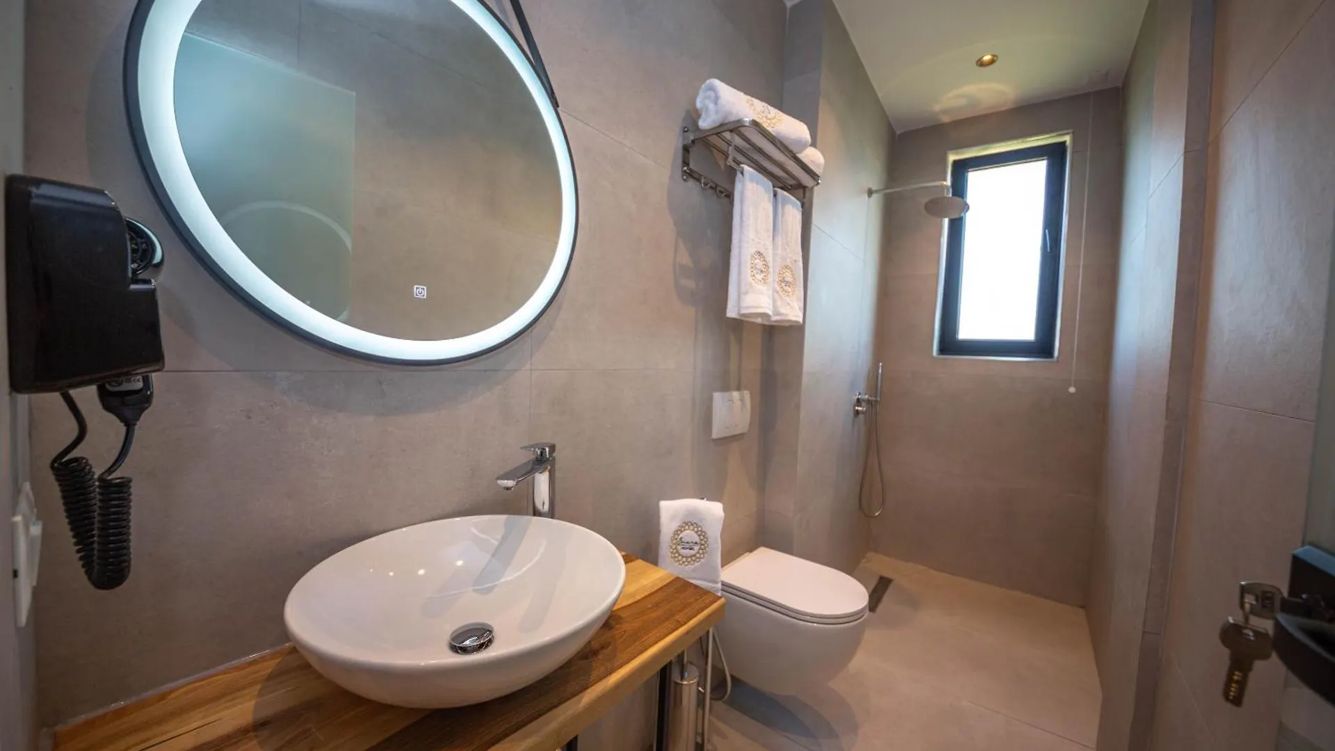 Emara Boutique Hotel Kavaje