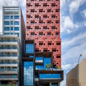 **** Hotel The Code & Vietnam